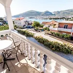 Curic Trogir